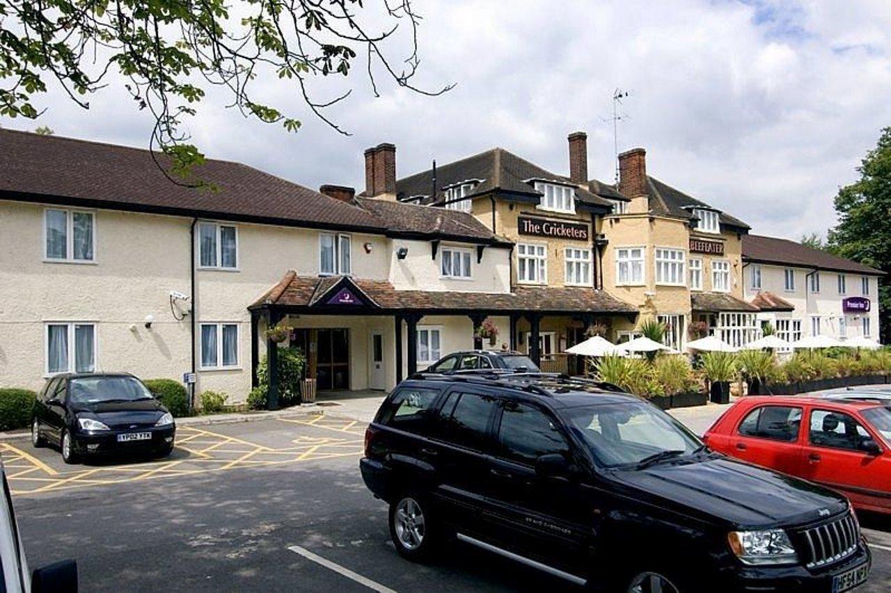 Premier Inn Premier Inn Bagshot Eksteriør bilde