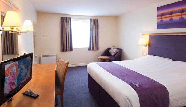 Premier Inn Premier Inn Bagshot Eksteriør bilde